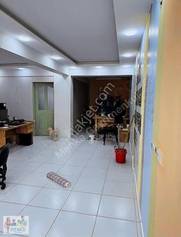 Manisa Yarhasanlar Mah. Cadde Üzeri Satılık Dükkan