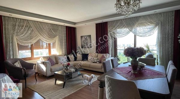 Manisa Yunusemre 75.yıl Mahallesinde Satılık 3+1 Site Dairesi