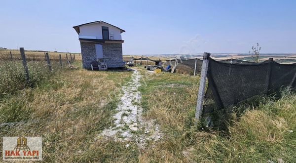 Satılık Göl Mazaralı Arsa Etrafı Telle Çevrili Köşe Başı