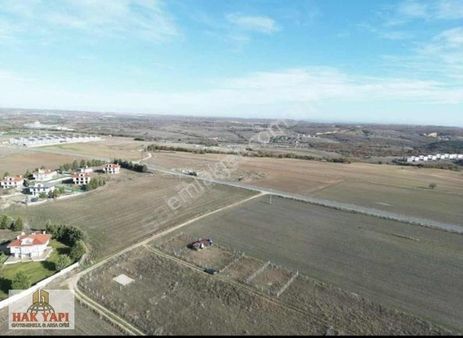 Ana Yola Yakın Villa Sitelerinin Yanı Başında Arsa