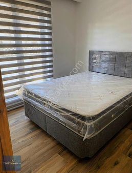 Bulvara Yakın, Sıfır, Oturuma Hazır Lüx 1+1 Eşyalı Kiralık