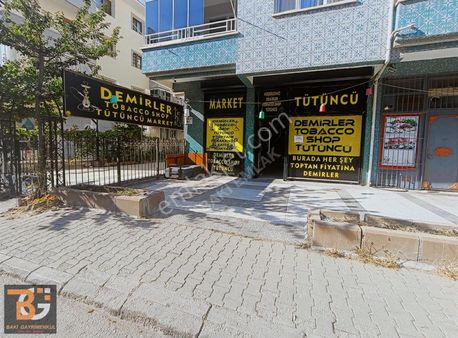 Baki Den Şehit Murat İçöz Caddeye 1 Dükkan Mesafede İşiklarda