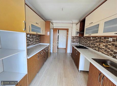 Lider Emlak'tan Güneşevler Mahallesinde 3+1 Satılık Site Dairesi