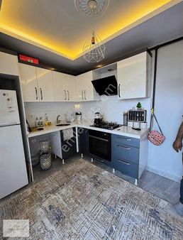 Mega Emlaktan Satılık Atatürk Mah 2+1 Kapalı Mutfak Daire