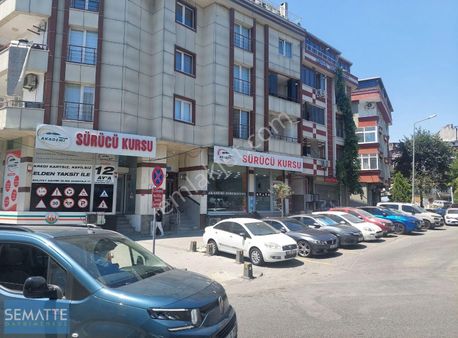 Satılık Devren Kuaför Güzelik Salonu Eyüp Yeşilpınarda 85 M²