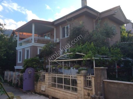 Antalya Manzaralı Bakımlı Villa