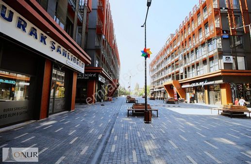 Onur Emlak Kızılkaya Forum Center Avm 25 M2 Satılık Dükkan