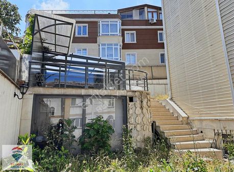 Çengelköy'de İçi Yenilenmiş 2+1 Kiralık Daire