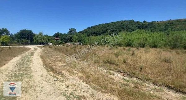 Şile Akçakese De Plaja Kuzey Marmaraya Çok Yakın