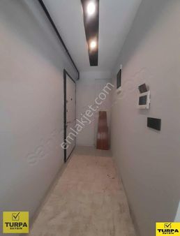 Yeşilyurtta 1+1 Eşyalı Kiralık Daire 1 Yaşında