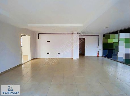 Turyap Selçukbey'den Karahasanlı'da 160 M² Kiralık Dükkan