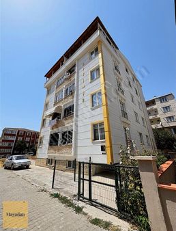 Mayadan Pınar Mahallesinde 1+1 Balkonlu Kiralık Daire