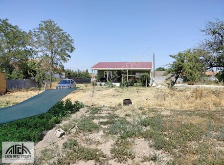 Erikleryurdu İçinde Ev Olan Müthiş 1615 M2 Arsa