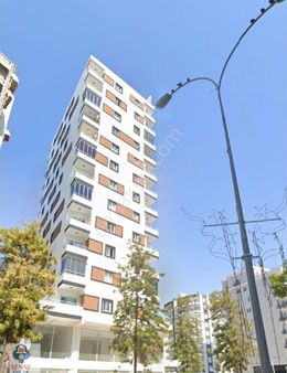 Adana Çukurova Kenan Evren Bulvarı Üzerinde 3 Yaşında Yeni Binada 2+1 Daire