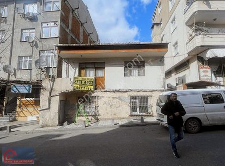 Dereliemlaktan Bagcılar Mahmutbeyde 169 M2 Satılık İmarlı Arsa