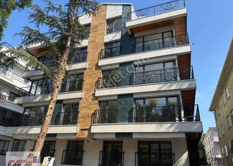 Anadoludan Bahçelievlerde Yeni Sıfır Binada 3+1 Katta Teraslı Dublex