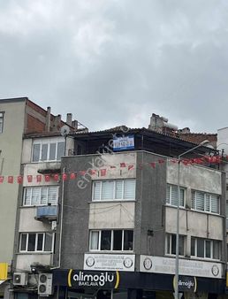 Emrah Emlaktan Hürriyet Mahahalesinde Kiralık İş Yeri