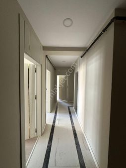 Van İpekyolu Halilağa Mahallesinde İlhami Çakırtaş Emlak A.ş'den Site İçi Sıfır Satılık 3+1 Daire