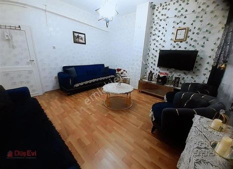 Bağcılar Yıldıztepe Mah.2+1 Bodrum Kat Satılık Daire