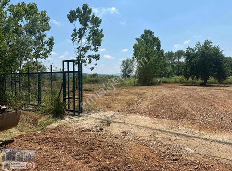 Kutluca'da Satılık 670 Mt Arac Takasına Acık