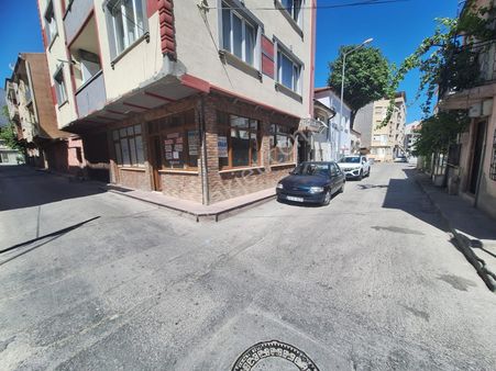 Canyapı'dan Ege Mahallesinde 100m2 İki Dükkan