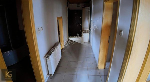 Şehir Merkezinde 3+1 Kiralık Daireler (çatı Katı)