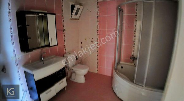 Şehir Merkezinde Kiralık 3+1 Geniş-kullanışlı Daireler