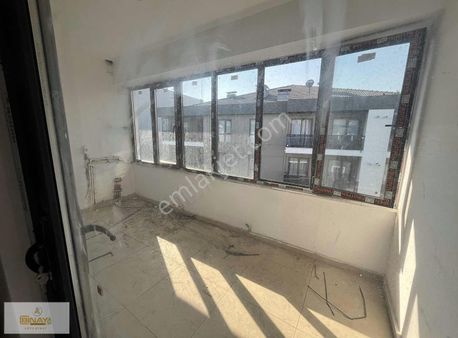 Çünürde Takasa Açık Ticari Tapulu 1+1 Dubleks Daire