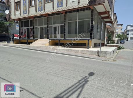 Gaziler Mahallesinde Ara Cadde Üzeri Kiralık Bodrumlu Dükkan
