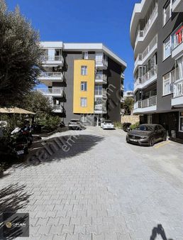 Kuşadası Türkmen Mah. Marinada Satılık 2 + 1 Daire