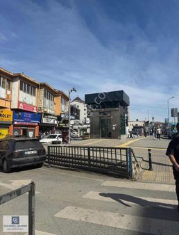 Ümraniye Alemdağ Cd Üzeri Kiralık 200m2 Plaza Katı