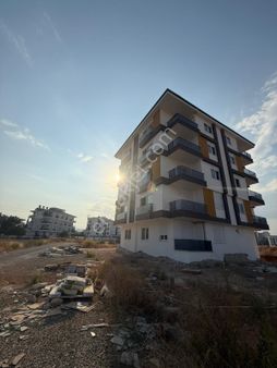 Antalyakepez Ayanoğlu Mahallesi'nde Satılık 1+1 Ara Kat Daire