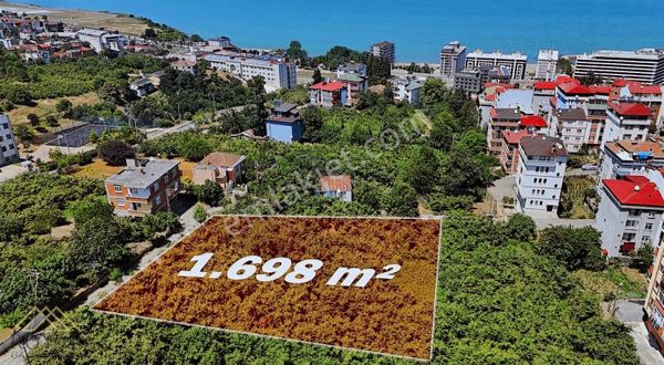 Yalıncak Sahil Yoluna 300 Mt İmarlı Arsa