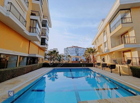 Seferihisarda Satılık Site İçi Havuzlu Lüx Dubleks 3+1 Daire