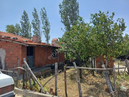 Bergama İkizler Köyünde Satılık Müstakil Ev