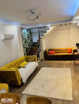 Real Gayrimenkul'den Altıntepe'de Otoparklı 4+1 Dubleks Daire