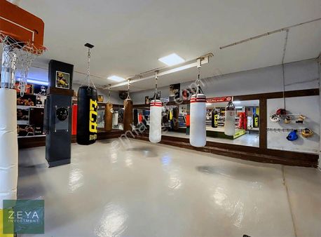 Lara Çağlayan'da Devren Kiralık Kurulu Düzen Spor Salonu