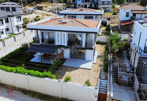 Deniz Manzaralı,müstakil Bahçeli Villa