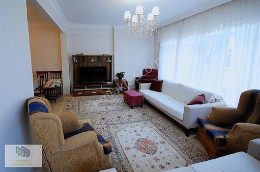 Kentsele Girmiş Binada 2+1 Güney Cephe Daire