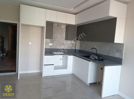 Kuşadası Şehir Merkezinde Satılık Sıfır 1+1 Daire