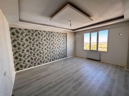 Mountaın Gayrimenkul'den Üçkuyularda Muhteşem 3,5+1 Satılık Daire