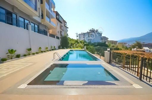 Alanya Oba Karakocalı Mah.aktiviteli Eşyalı Satılık 1+1 Daire