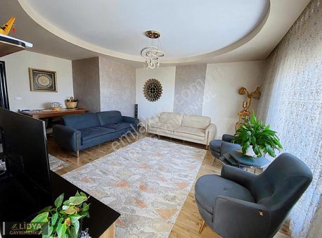 Alata Mah. Site İçerisinde Kaliteli 4+1