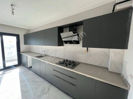 Villalar Bölgesinin En Prestijli Sitelerinde Muhteşem Kiralık Daire3+1 155 M2