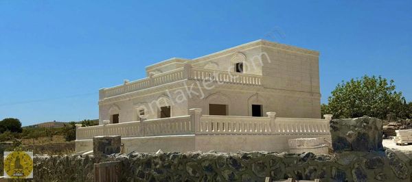 Realite Tapudan Satılık Site İçersinde Villa