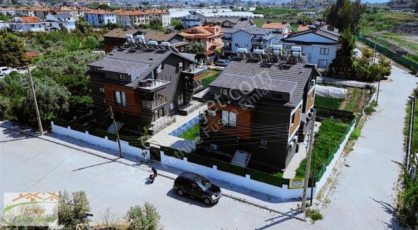 Füsun Emlak'tan Havuzlu Site İçi 3+1 Çatı Dubleks Daire Satılık