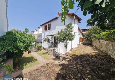 Kuşadasına 10dk Mesafede Müstakil Köy Evi