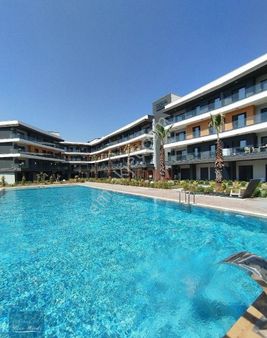 Kuşadası'nda Sosyal Donatılı Sitede 2+1 Daire