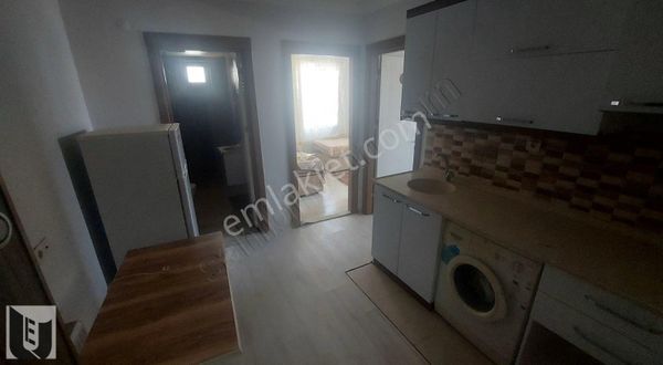 Uydukent Emlak'tan 2+0 Eşyalı D.gazlı Fırsat Daire