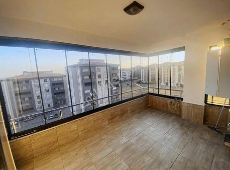 Belkız Gyo'dan Belkıs Mah. Acil Satılık Masrafsız 2+1 Arakat